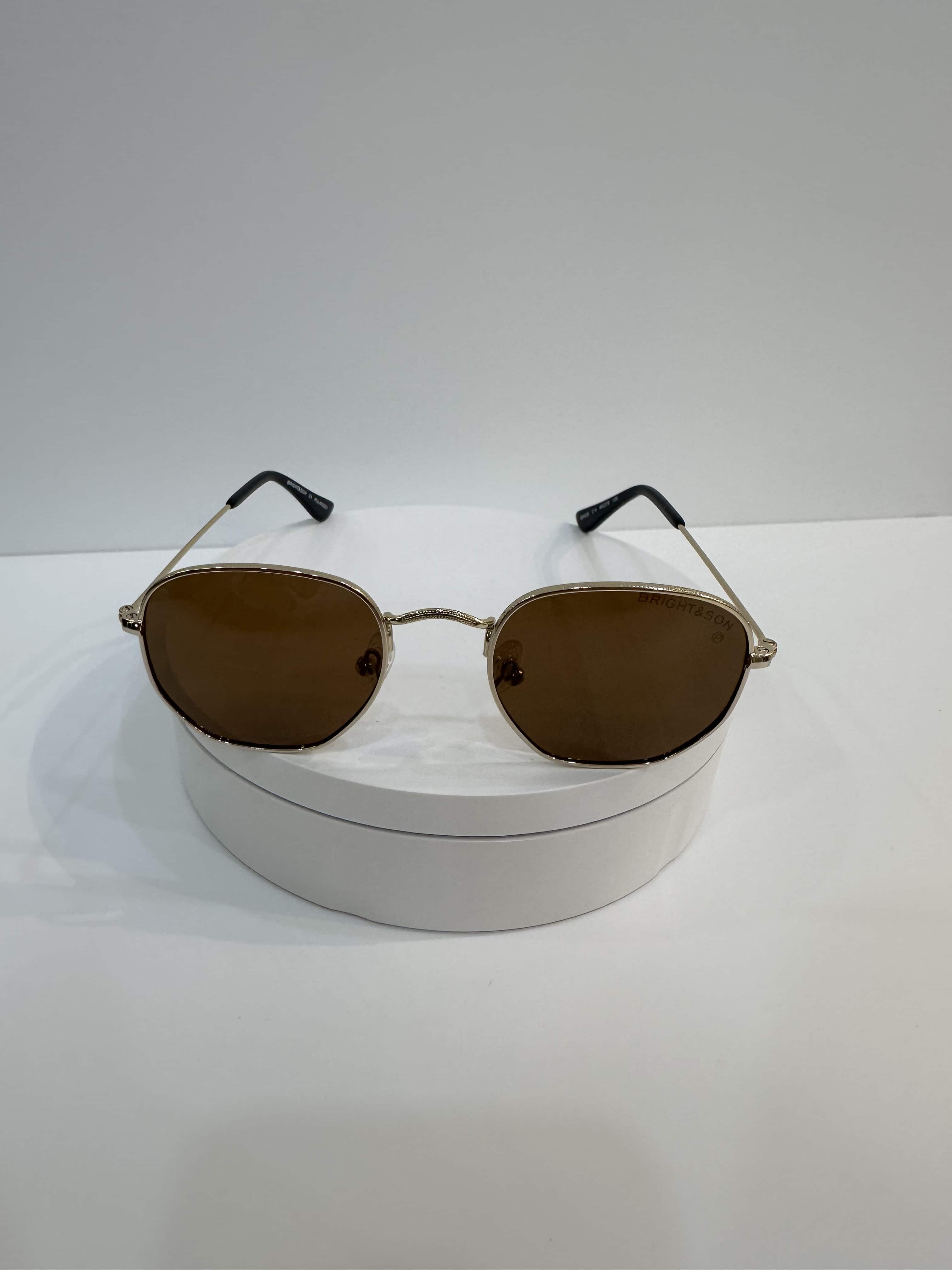 Monture de la sélection O’Opticien photographiée en boutique